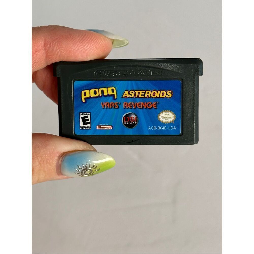 Gameboy Advance Pong Asteroids Yars' Revenge Game